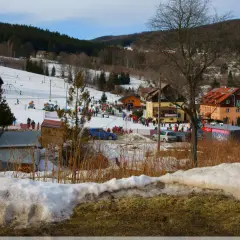 Wyciągi narciarskie w Szklarskiej Porębie: ceny, trasy i najlepsze warunki na stoku