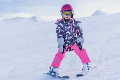 Jak wybrać idealne narty dla dziecka 130 cm? Porady i rekomendacje