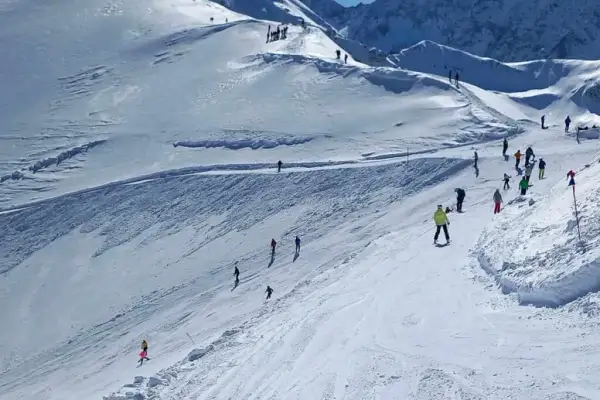 Wyciągi narciarskie w Zakopanem - najlepsze miejsca na narty i snowboard